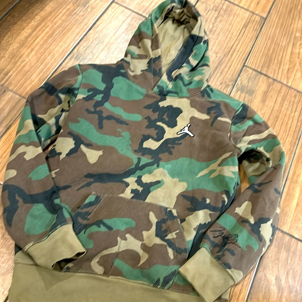 Boys size large Jordan camouflage sweater